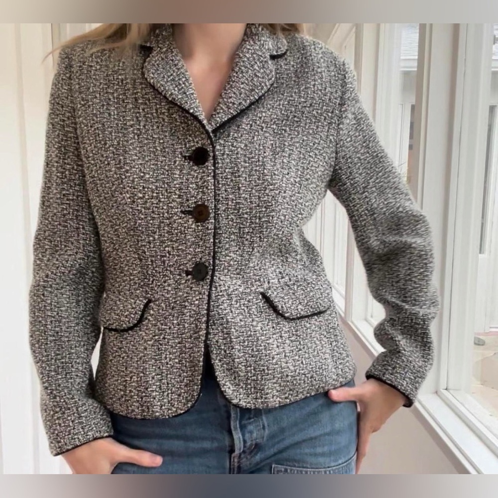 Women's‎ Ann Taylor Factory Black White Button Front Blazer Size 4 wool blend